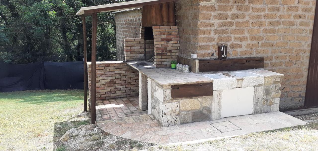 Casale Al Lago Con Piscina E Sauna Corbara  Extérieur photo